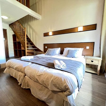 Hotel Le Piolet Сен-Мартен-де-Бельвиль Экстерьер фото