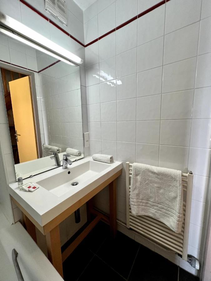 Hotel Le Piolet Сен-Мартен-де-Бельвиль Экстерьер фото